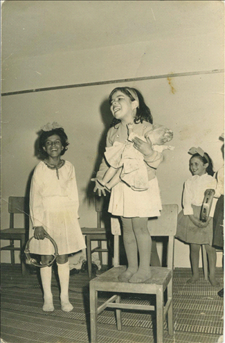 Preformance in Beit Yaakov