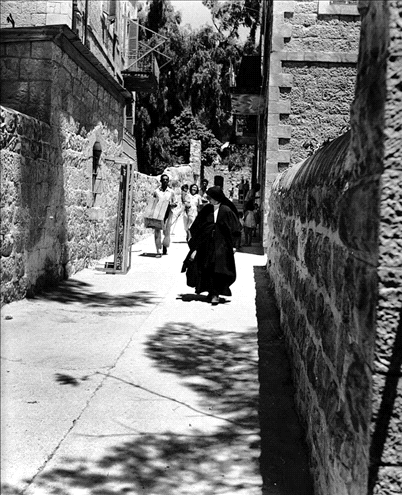 A nun in the street in Musrara